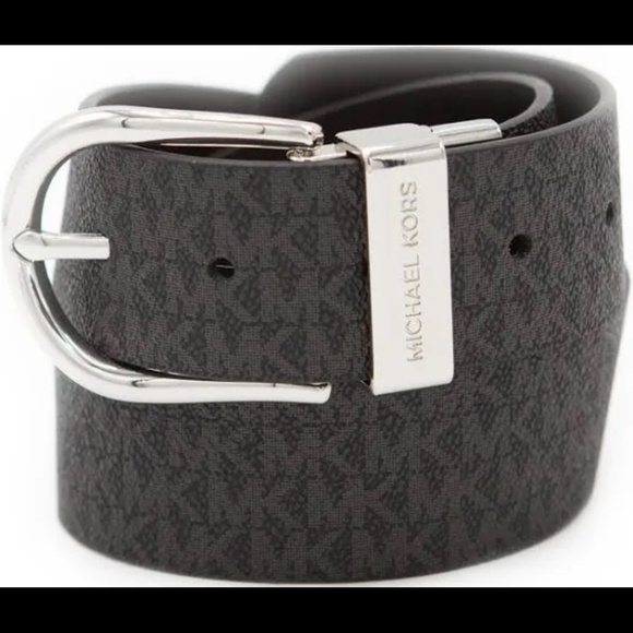 Belt— Michael Kors Reversible Logo - Picture 1 of 3